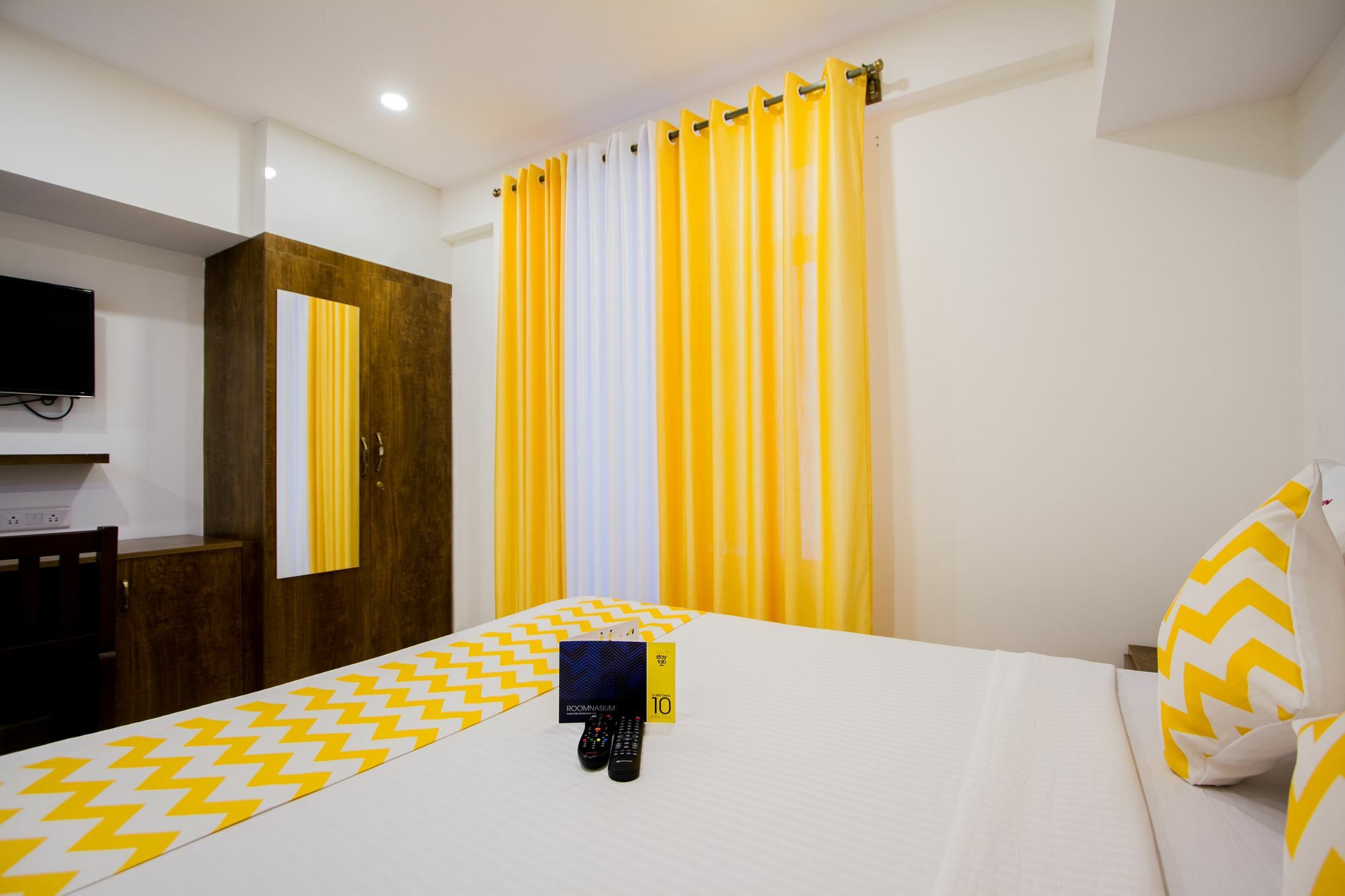 Fabhotel Oakwey Inn - Indiranagar Bangalore Esterno foto