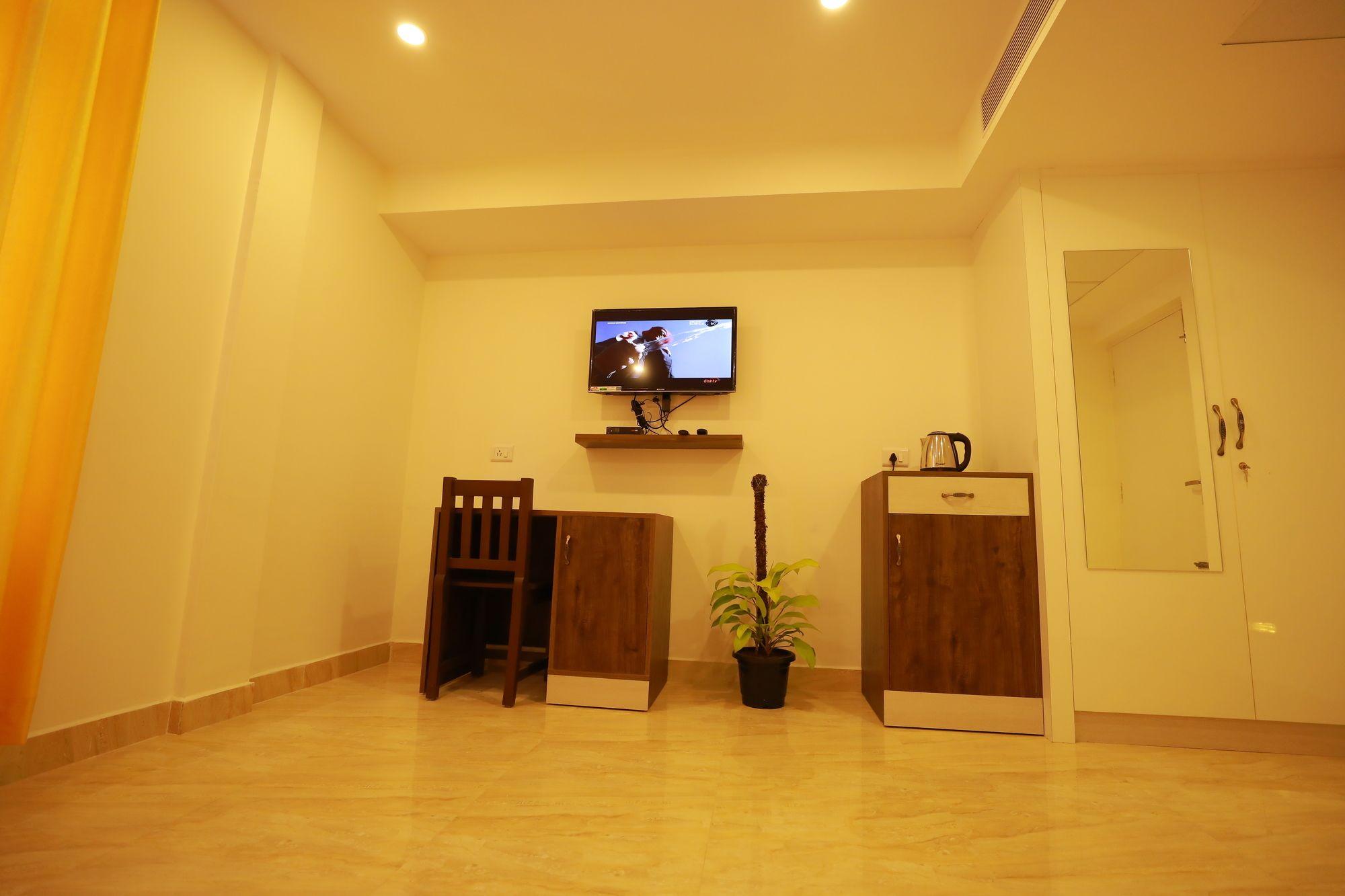 Fabhotel Oakwey Inn - Indiranagar Bangalore Esterno foto